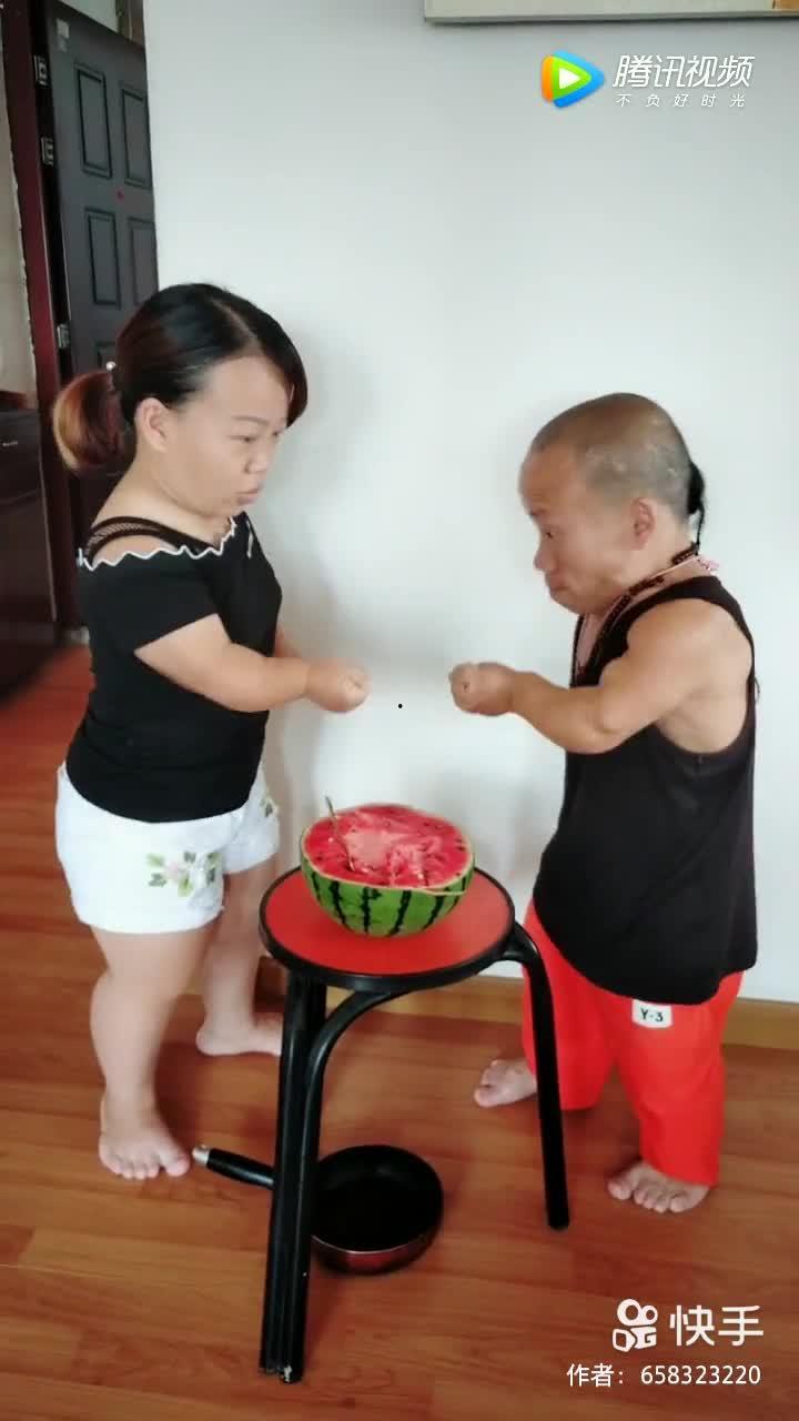 网红夫妻吃瓜,幕后真相与情感纠葛