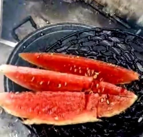 暗黑吃瓜网官网cgw,揭秘娱乐圈幕后真相，带你领略暗黑娱乐世界